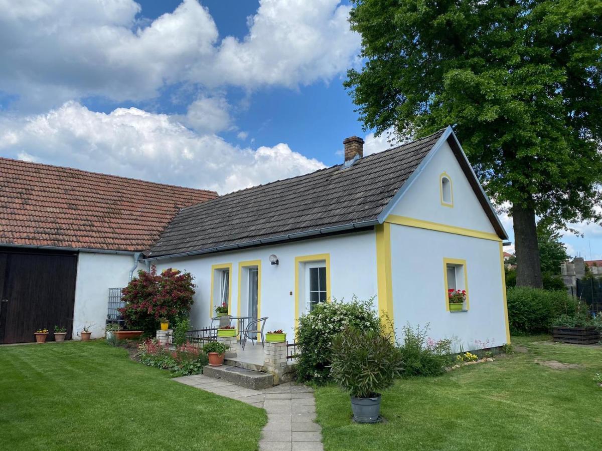 Apartman Beniskovec, Suchdol Nad Luznici Kültér fotó